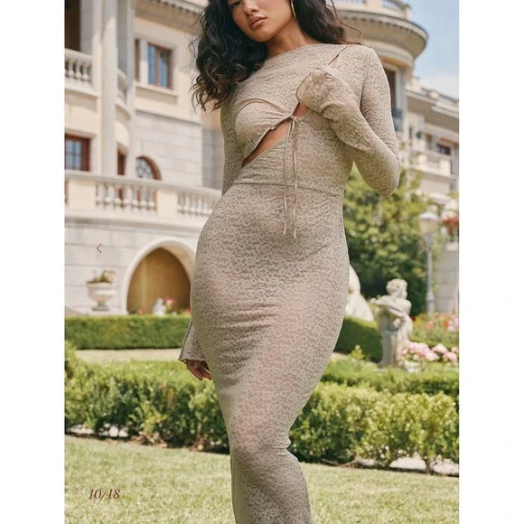 NWT House of CB Giovanna Musk Lace Long Sleeve Maxi Dress Cut Out Small Sexy - Picture 2 of 14